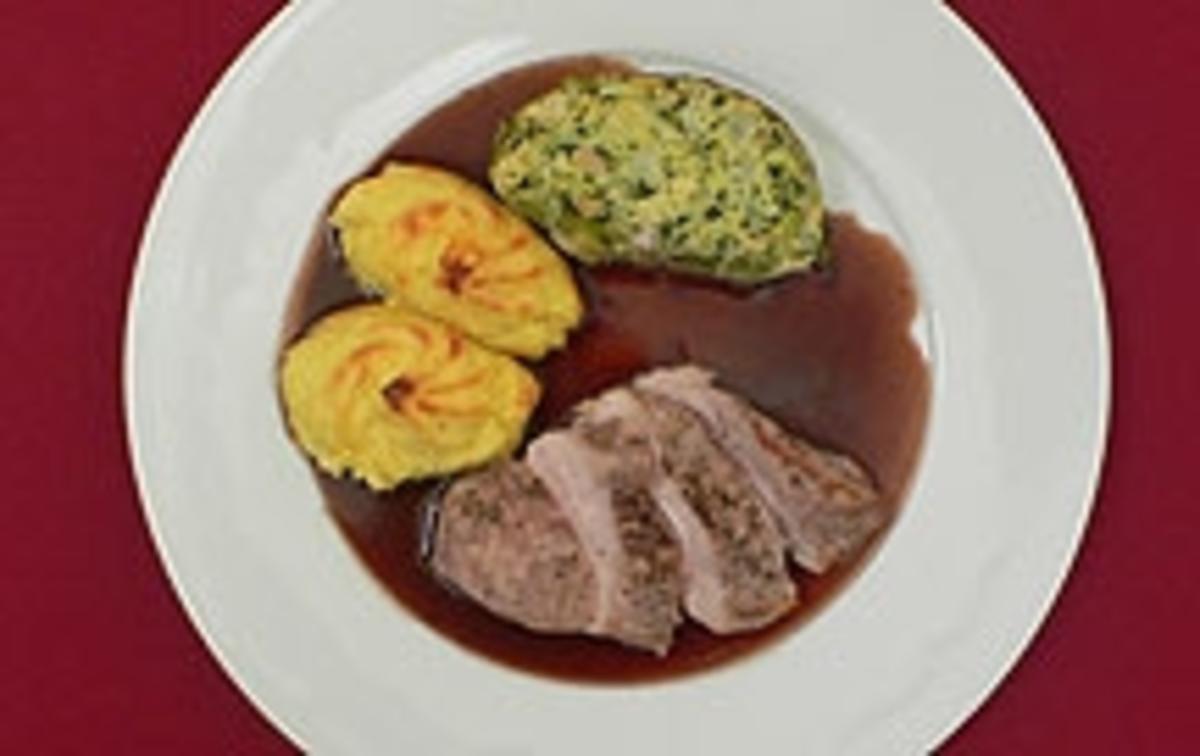 Fasanenbrust in Balsamico-Soße mit Wirsingroulade und Pommes Duchesse - Rezept