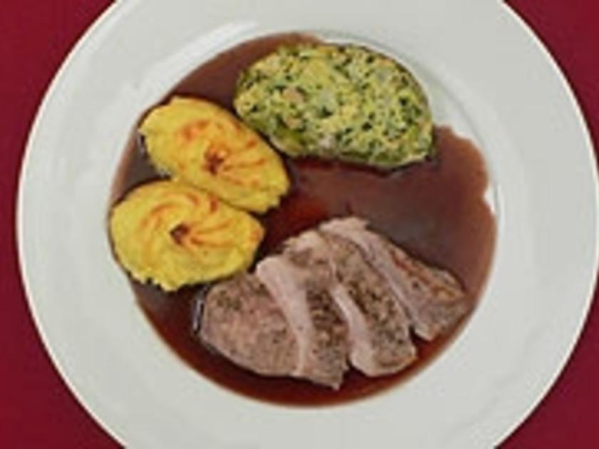Fasanenbrust in Balsamico Soße mit Wirsingroulade und Pommes Duchesse ...