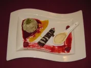 Orientalisches Milchreis-Soufflee, Honigeis und Schokoröllchen - Rezept