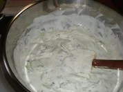 SALAT: Gurken-Quark zu Pellkartoffeln - Rezept