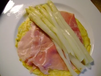 Rezept: Spargel: Pfannkuchen mit Rucolasprossen Bild Nr. 5 Spargel: Pfannkuchen mit Rucolasprossen - Rezept - Bild Nr. 5