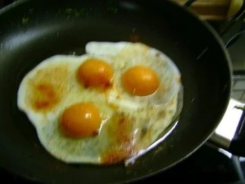 Enteneier mit Kräuter - Rezept