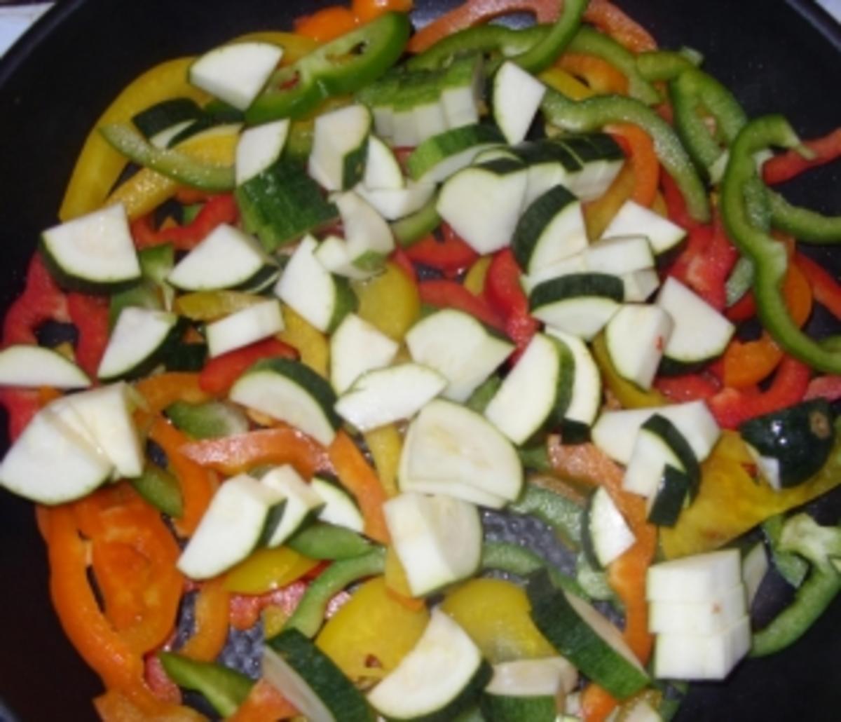 Linda´s Ruck-Zuck Gemüse-Nudelpfanne - Rezept - Bild Nr. 3