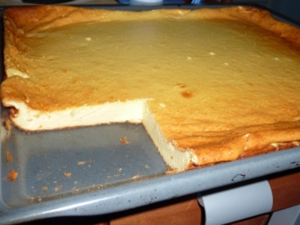 Oma&amp;#39;s Käsekuchen vom Blech - Rezept mit Bild - kochbar.de