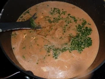 Rezept: Putenragout in Tomatenrahm... Bild Nr. 3 Putenragout in Tomatenrahm... - Rezept - Bild Nr. 3