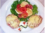 Mini-Pizza mit Salami und Pilze - Rezept