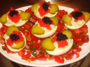 Rezept: Brotzeit: Lisa's "Russische Eier" Brotzeit: Lisa's "Russische Eier" - Rezept