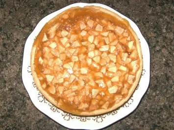 Rezept: Kleiner beschwipster Apfelkuchen Kleiner beschwipster Apfelkuchen - Rezept