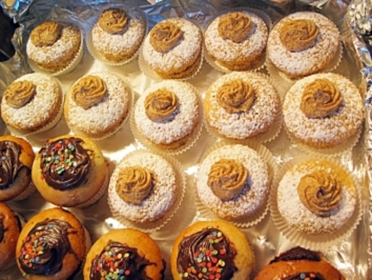 Bilder für Kaffee Nuß Muffins - Rezept