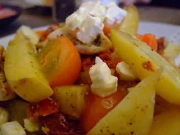 Mediterraner Kartoffel-Hähnchen-Auflauf - Rezept - Bild Nr. 2