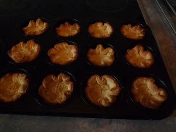 Rezept: Erdbeer- Kokos- Törtchen Bild Nr. 2 Erdbeer- Kokos- Törtchen - Rezept - Bild Nr. 2