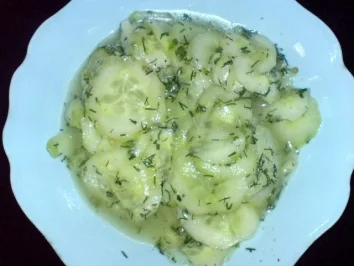 Rezept: Einfacher Gurkensalat Bild Nr. 4 Einfacher Gurkensalat - Rezept - Bild Nr. 4