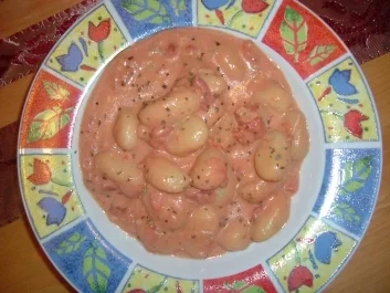 Gnocchi al Pomodoro, Gorgonzola e Panna - Rezept