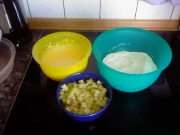 Rhabarber-Muffins a la Wanda - Rezept - Bild Nr. 2