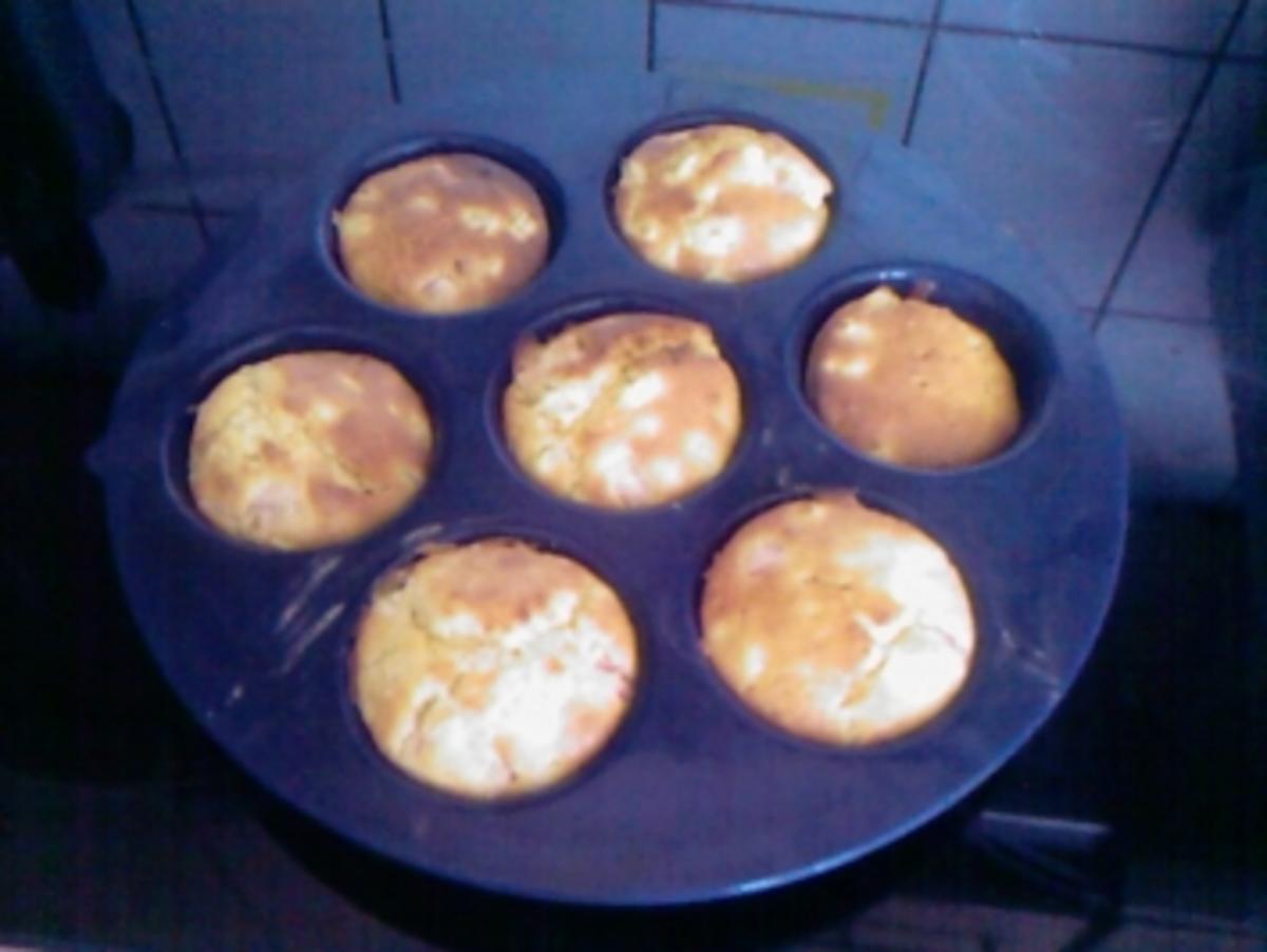 Rhabarber-Muffins a la Wanda - Rezept - Bild Nr. 5