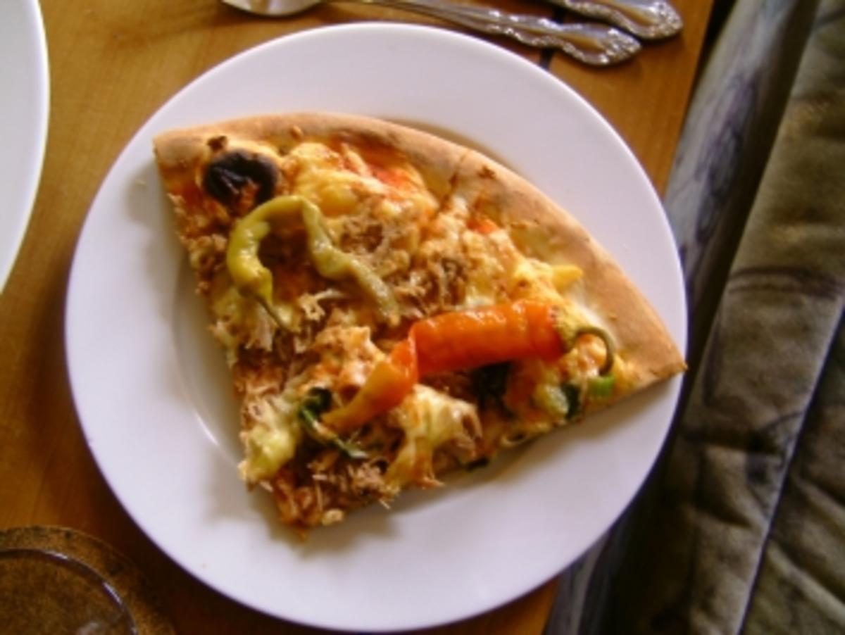 Pizza Thunfisch/Pfefferoni - Rezept - Bild Nr. 2