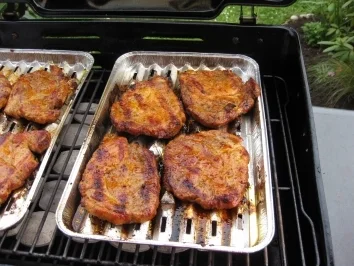 Marinierter Spargel all ' italiana mit gegrillten Nackensteaks - Rezept - Bild Nr. 4