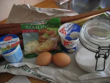 Rhabarberkuchen mit Butterstreusel - Rezept - Bild Nr. 3