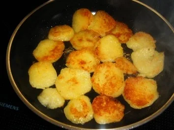 Rezept: Klöße übrig -und was nun Bild Nr. 3 Klöße übrig -und was nun - Rezept - Bild Nr. 3