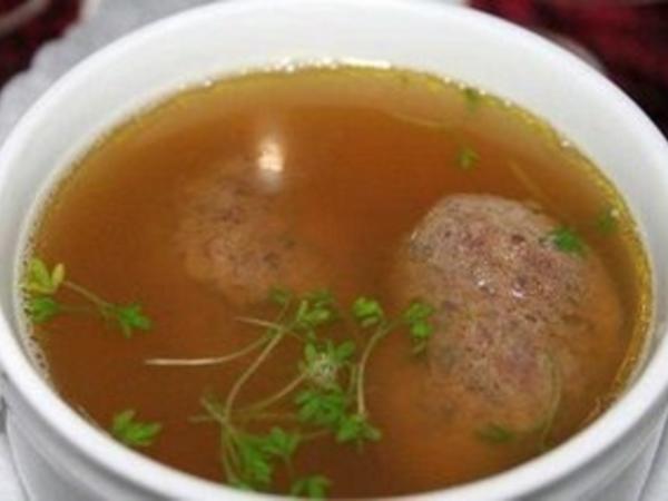 Leberknödelsuppe - Rezept mit Bild - kochbar.de