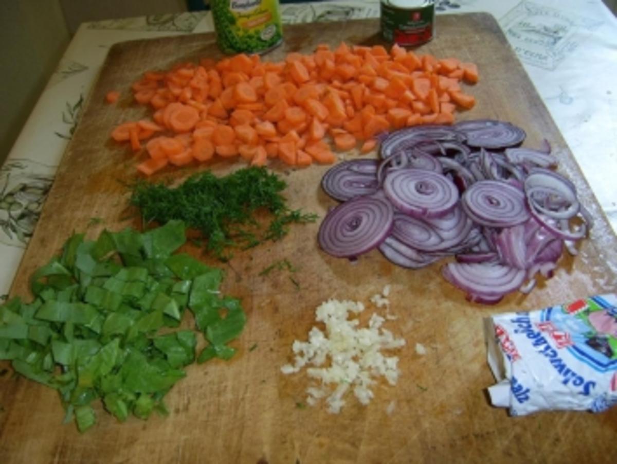 Karottensuppe - Nudelsuppe mit roten Zwiebeln - Rezept - Bild Nr. 3