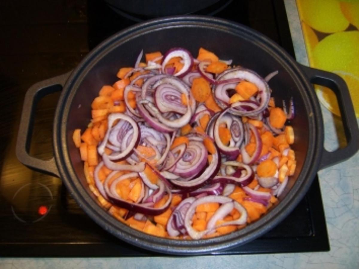 Karottensuppe - Nudelsuppe mit roten Zwiebeln - Rezept - Bild Nr. 5