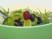 Kalte Mandelsuppe mit Trauben - Rezept