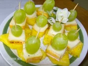 Stinkerkas-Spieße mit Ananas - Rezept