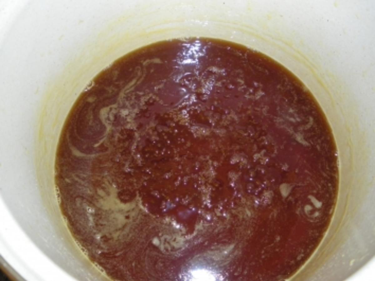 Selbstgemachter Löwenzahn Honig - einfach - 44 kcal/100g Selbstgemachter Löwenzahn Honig - einfach - 44 kcal/100g