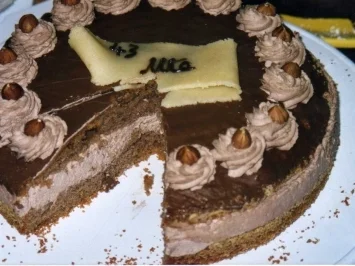 Nuss-Nougat-Torte - Rezept - Bild Nr. 2