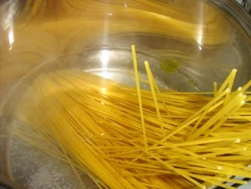 Spaghetti Bolognese alla Rosa - Rezept - Bild Nr. 4