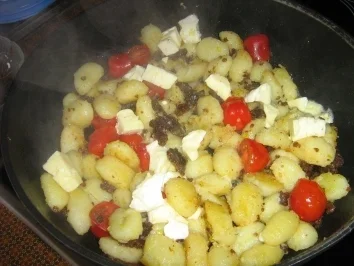 Gnocchi Sorpresa alla Rosa - Rezept - Bild Nr. 5