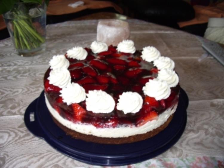 Torten: Bärbel s leichte Erdbeertorte - einfach - von BK858