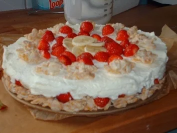 Erdbeer-Bananen-Crunch-Torte - Rezept - Bild Nr. 2