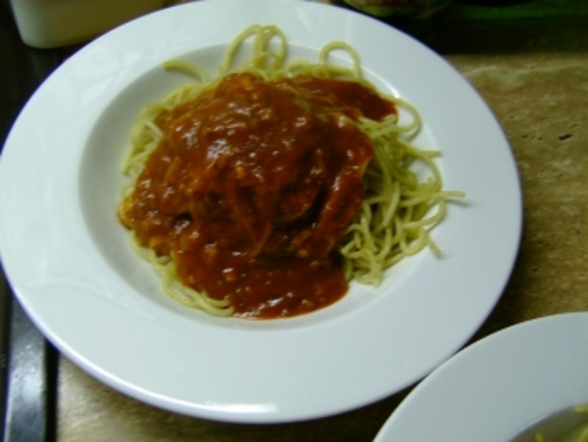 Spaghetti/ Tomatensoße - Rezept