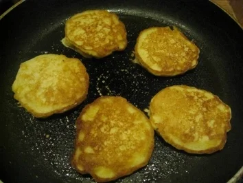 Rezept: Kleine Maispfannkuchen als Sättigungsbeilage bei amerikanischen Steaks Kleine Maispfannkuchen als Sättigungsbeilage bei amerikanischen Steaks - Rezept