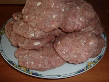 Manu's Buletten mit Schafskäse - Rezept - Bild Nr. 8