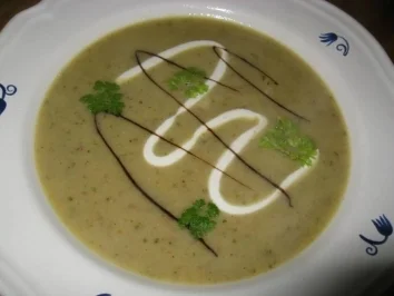 Grünkern - Zucchinisuppe - Rezept