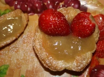 Rezept: Blätterteig Schiffchen Bild Nr. 5 Blätterteig Schiffchen - Rezept - Bild Nr. 5