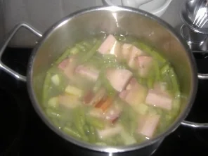 Bohneneintopf mit Kasseler - Rezept