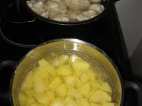 Rezept: Blumenkohl-Auflauf mit Thüringer Mett Bild Nr. 2 Blumenkohl-Auflauf mit Thüringer Mett - Rezept - Bild Nr. 2