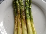 Spargel gebraten mit Fleur de Sel und Olivenöl - Rezept