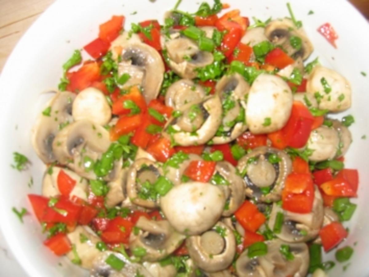 Champignons-Salat - Rezept mit Bild - kochbar.de