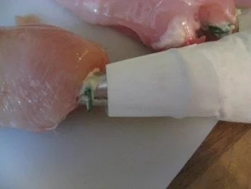 gefüllte  Poulardenbrust mit Bärlauchfarce , Kohlrabikörbchen & violetten Kartoffeln - Rezept - Bild Nr. 10