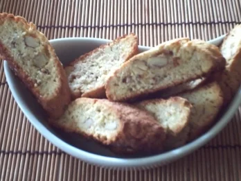 Rezept: Rosmarin-Biscotti – ital. Art Bild Nr. 2 Rosmarin-Biscotti – ital. Art - Rezept - Bild Nr. 2