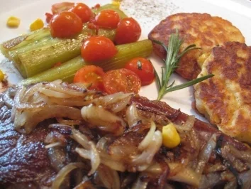 Amerikanisches  Rumpsteak glasierten Zwiebeln , Staudensellerie mit Cocktailtomaten & Maispfannkuchen - Rezept - Bild Nr. 6