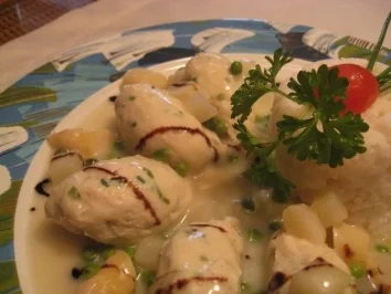 Geflügelnockeln in einer Sauce mit frischen Spargel , Erbsen & Butterreistimbale - Rezept - Bild Nr. 8