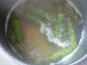 Grüne Spargelcremesuppe mit Kresse - Rezept