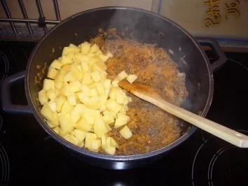 Rezept: Kikis Hack-Sauerkraut-Kartoffel-Topf á la Kiki "light" Bild Nr. 4 Kikis Hack-Sauerkraut-Kartoffel-Topf á la Kiki "light" - Rezept - Bild Nr. 4