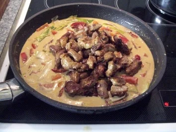 Rezept: Chinesisches Schweinefleisch mit Kokosmilch Bild Nr. 12 Chinesisches Schweinefleisch mit Kokosmilch - Rezept - Bild Nr. 12